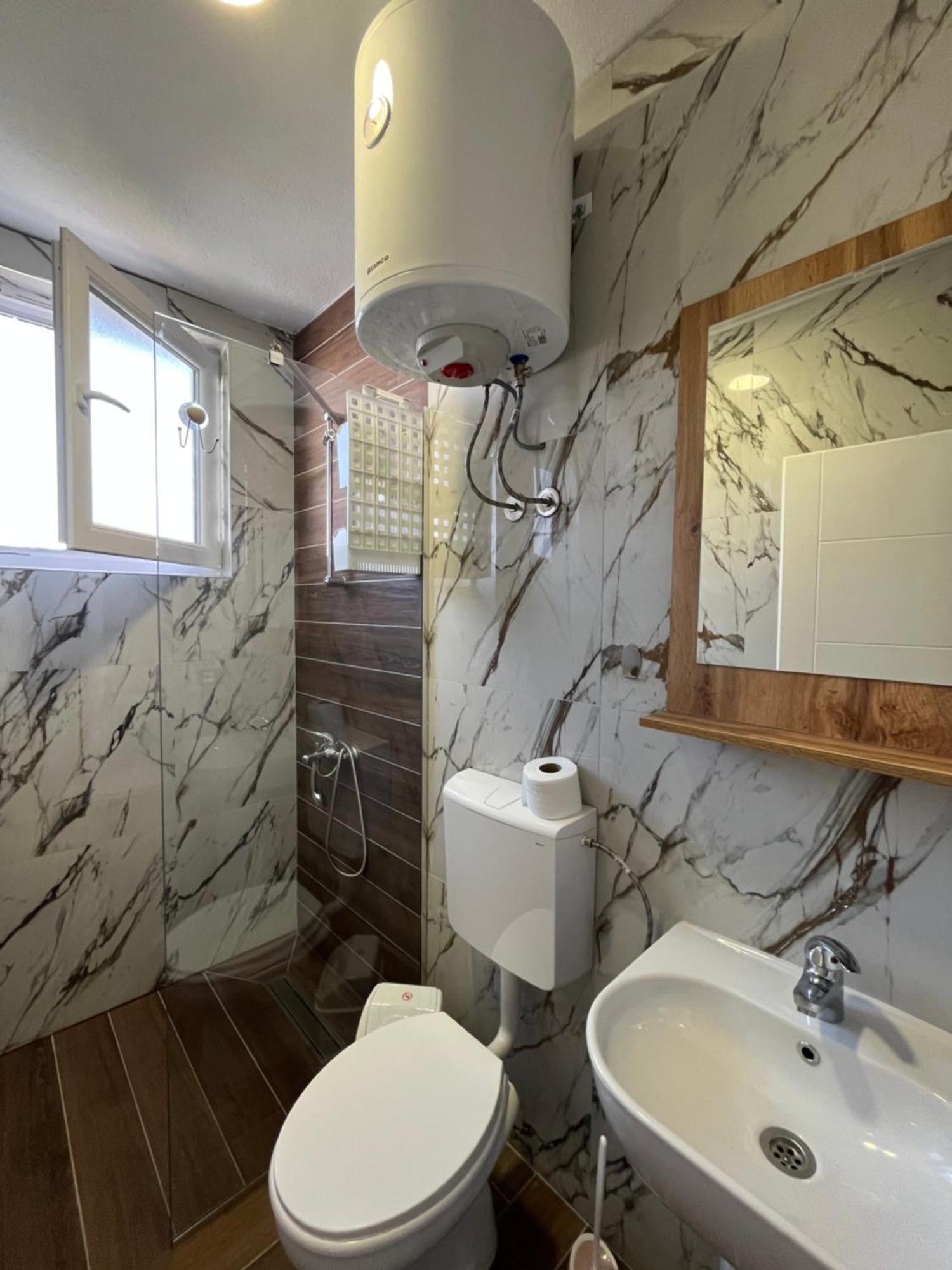 Lotos Apartments Struga Exterior foto
